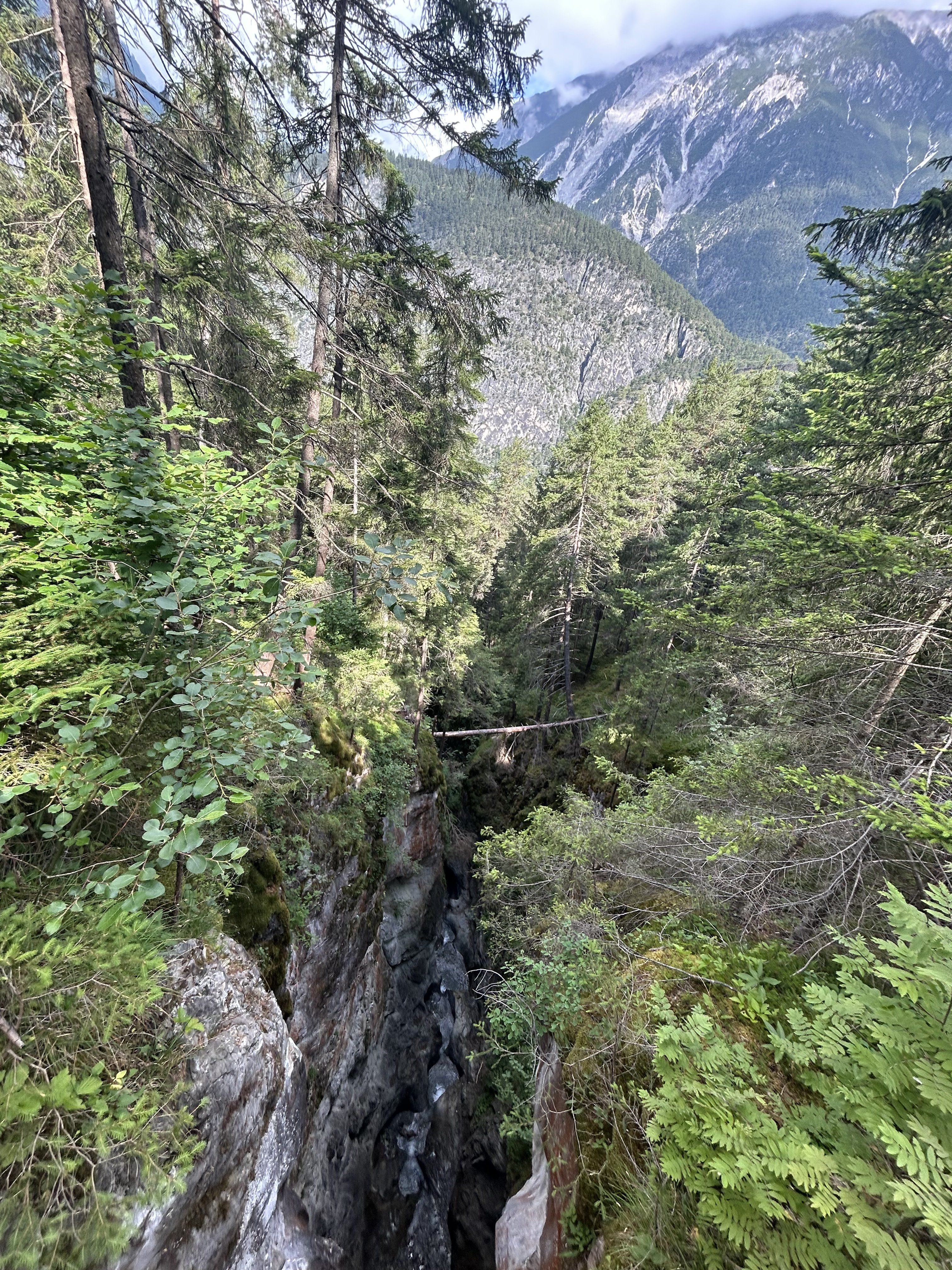 2. Etappe - Kronburger Schlucht.JPG
