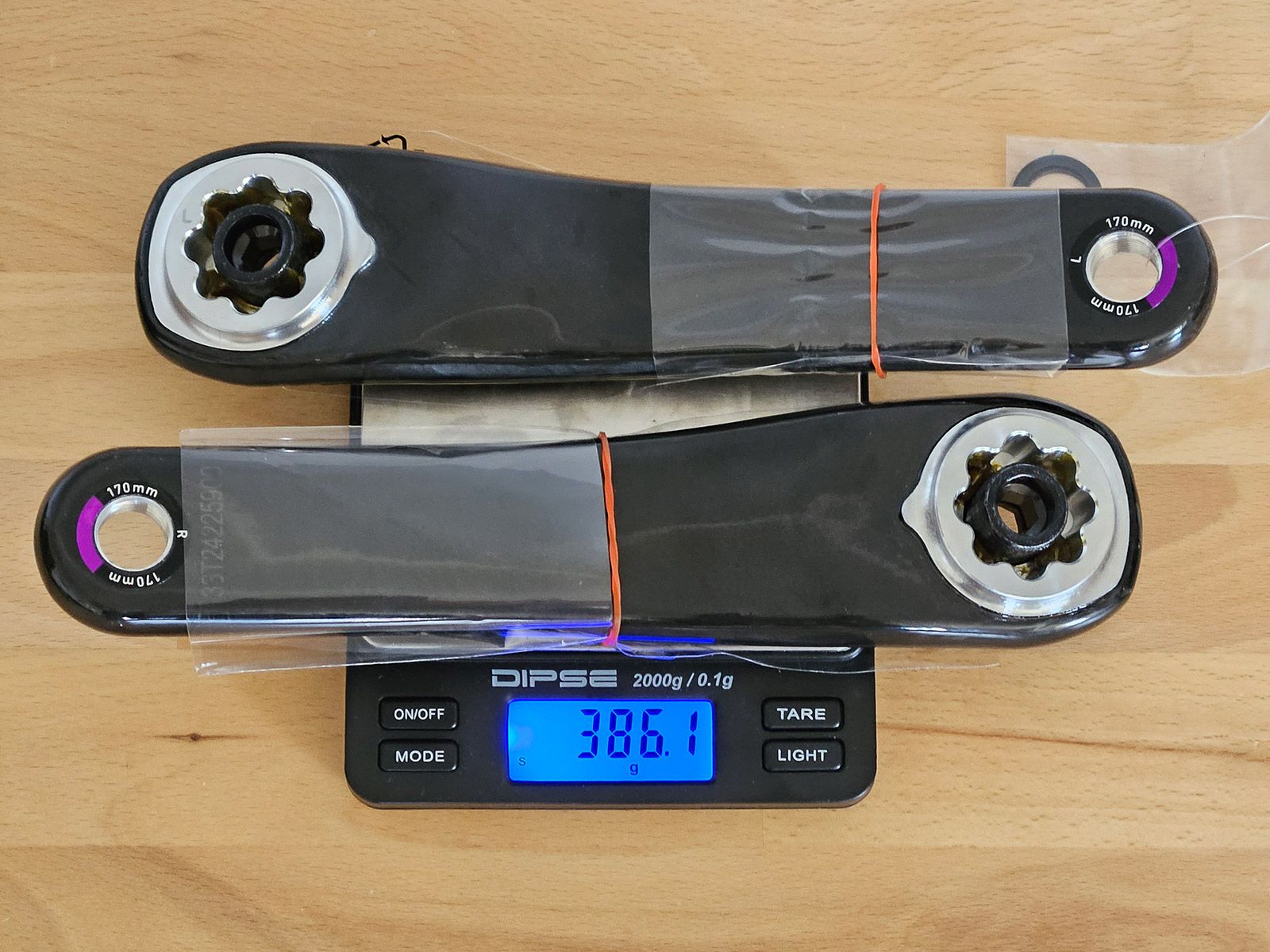 20230822_150300-Specialized-SRAM-Carbon-Cranks-170-386-w1600.jpg