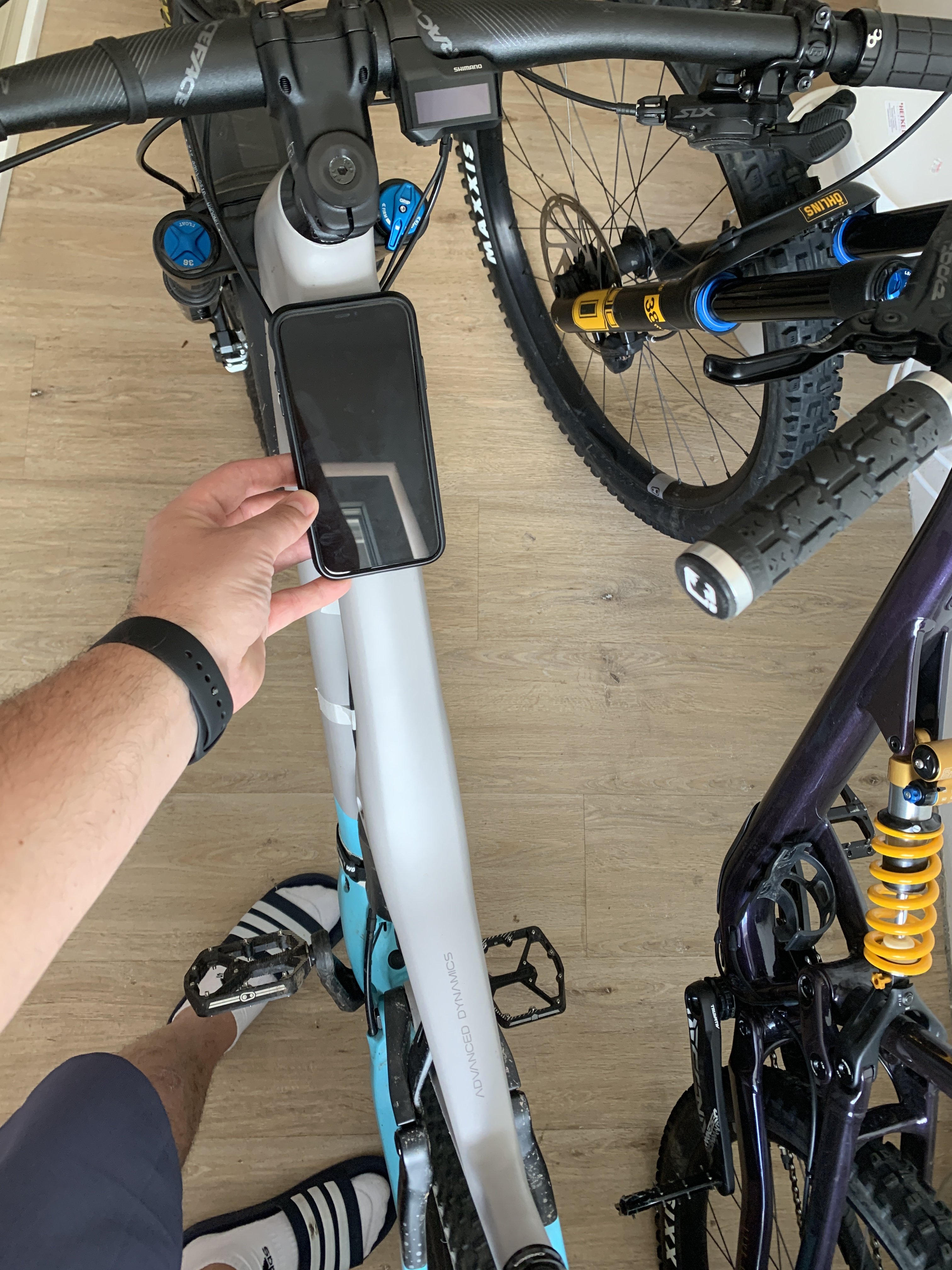 Handyhalterung Oberrohr   - das Forum rund um e-Mountainbikes
