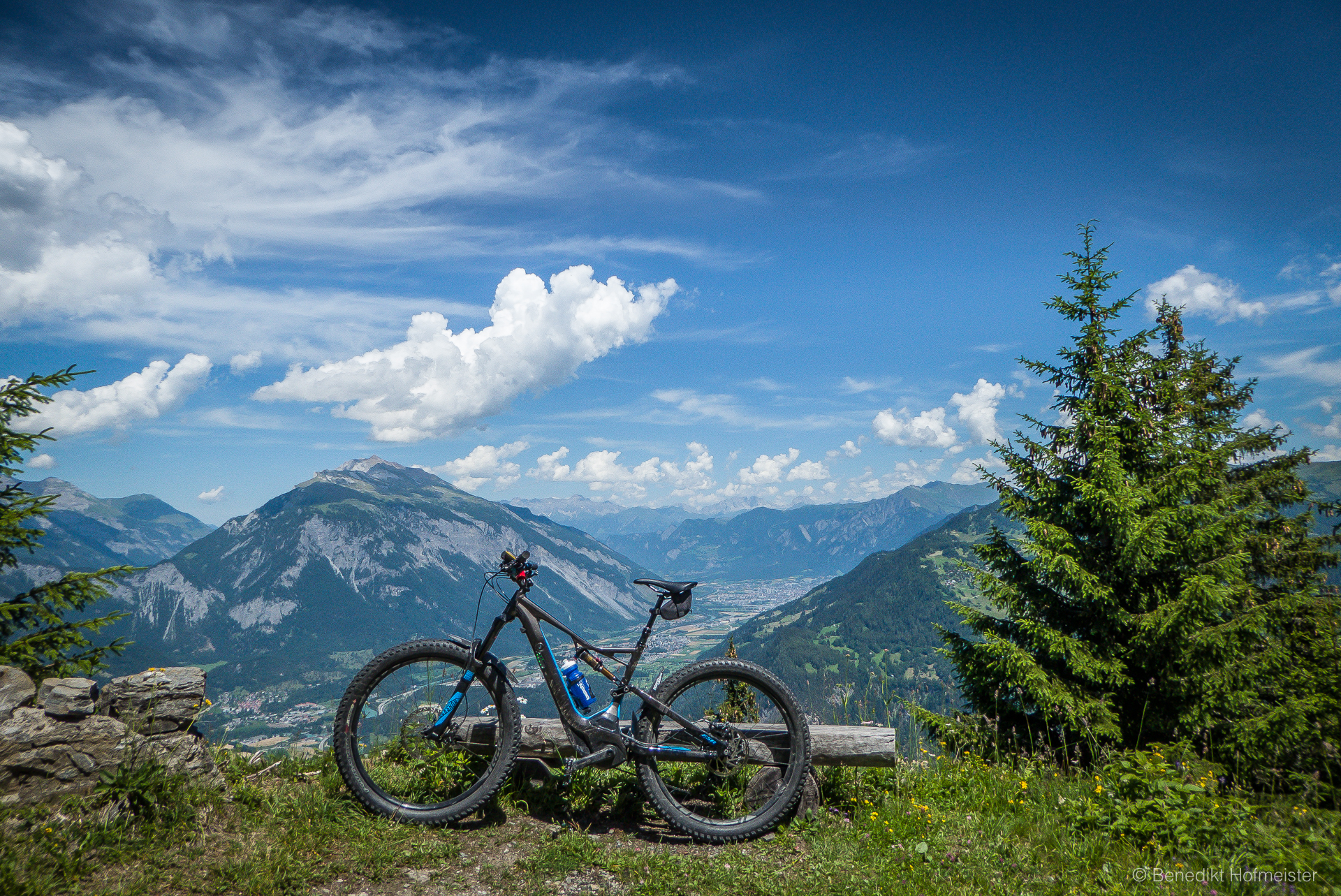 28_Alp Sura, Graubünden, Grischa Trail, Specialized Turbo Levo FSR_05. Juli 2017.jpg