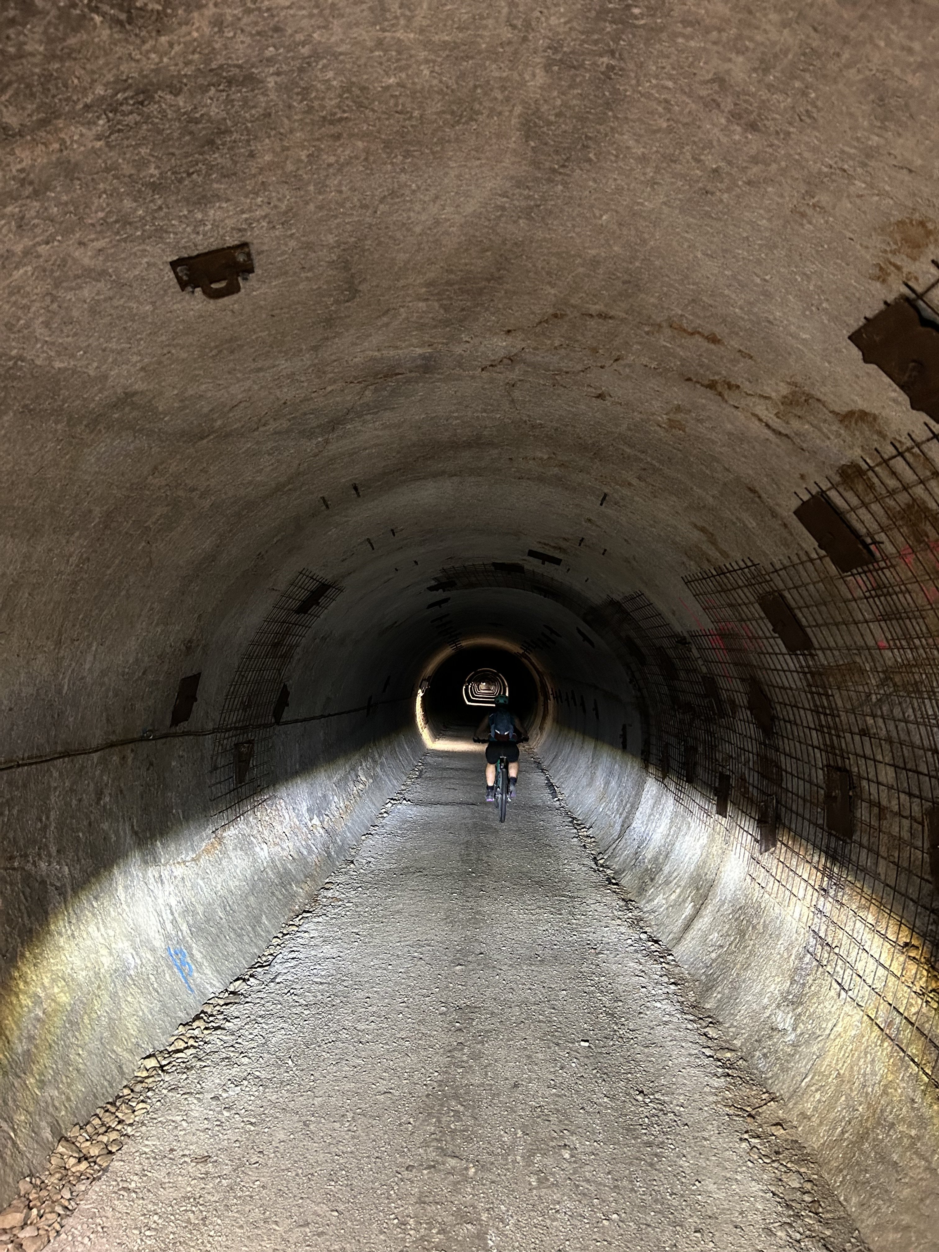 5. Etappe - Der Tunnel2.JPG