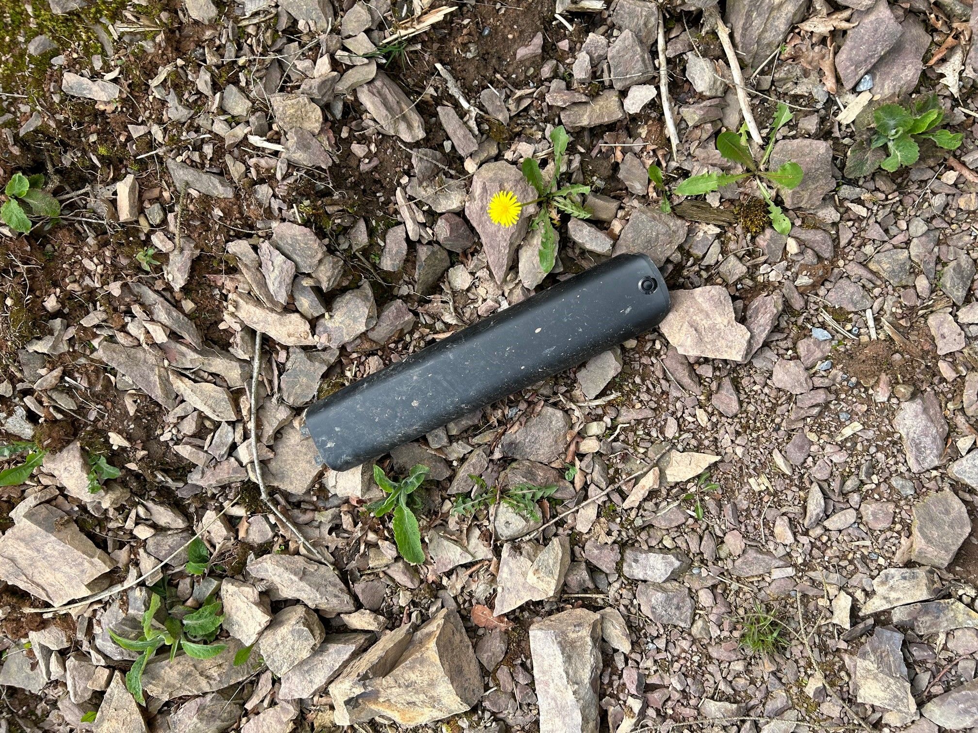 Akkuabdeckung gefunden.jpg