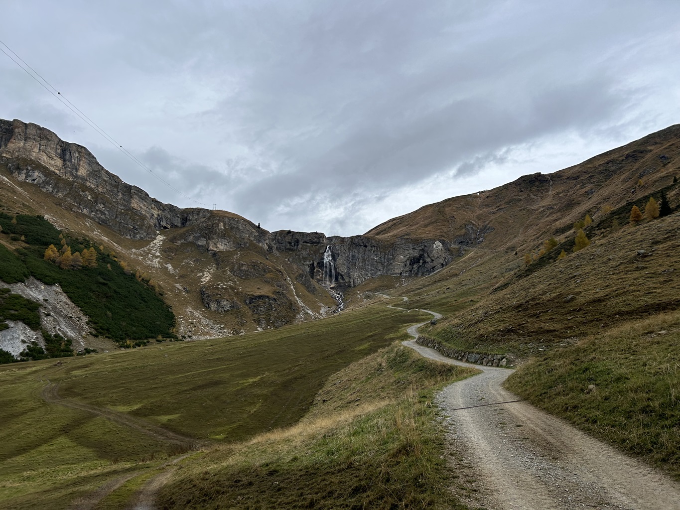 Auffahrt zur Uina Schlucht verkleinert 12.Tag.jpg