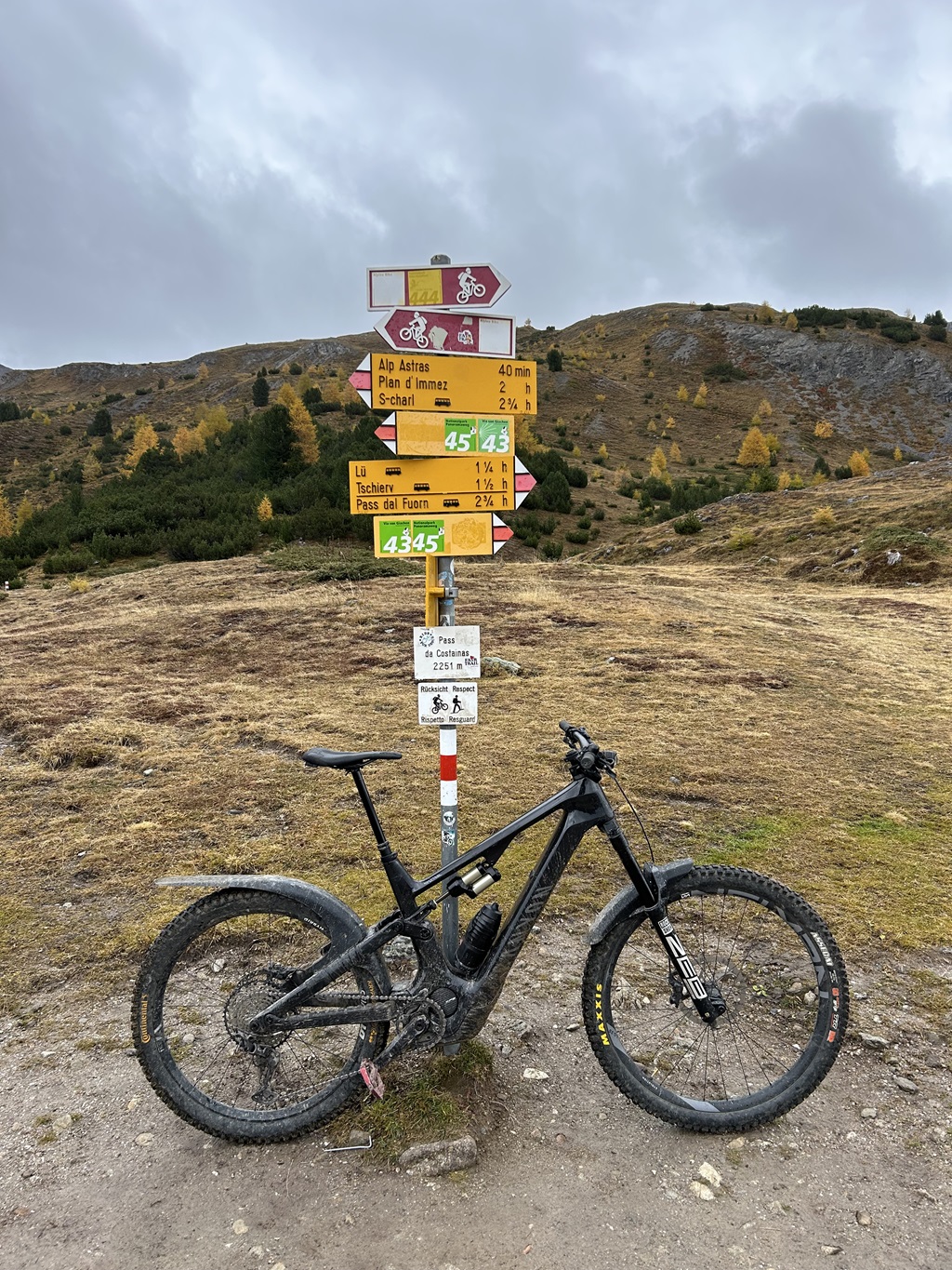 Bergan geschafft nach der Uina Schlucht3 verkleinert 12.Tag.jpg