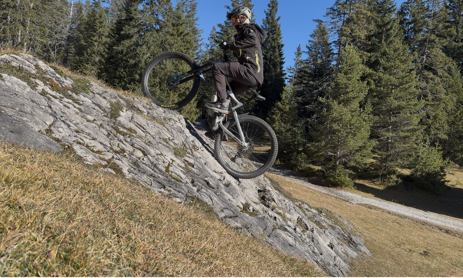 Bildschirmfoto 2025-11-09 um 11.34.00.png