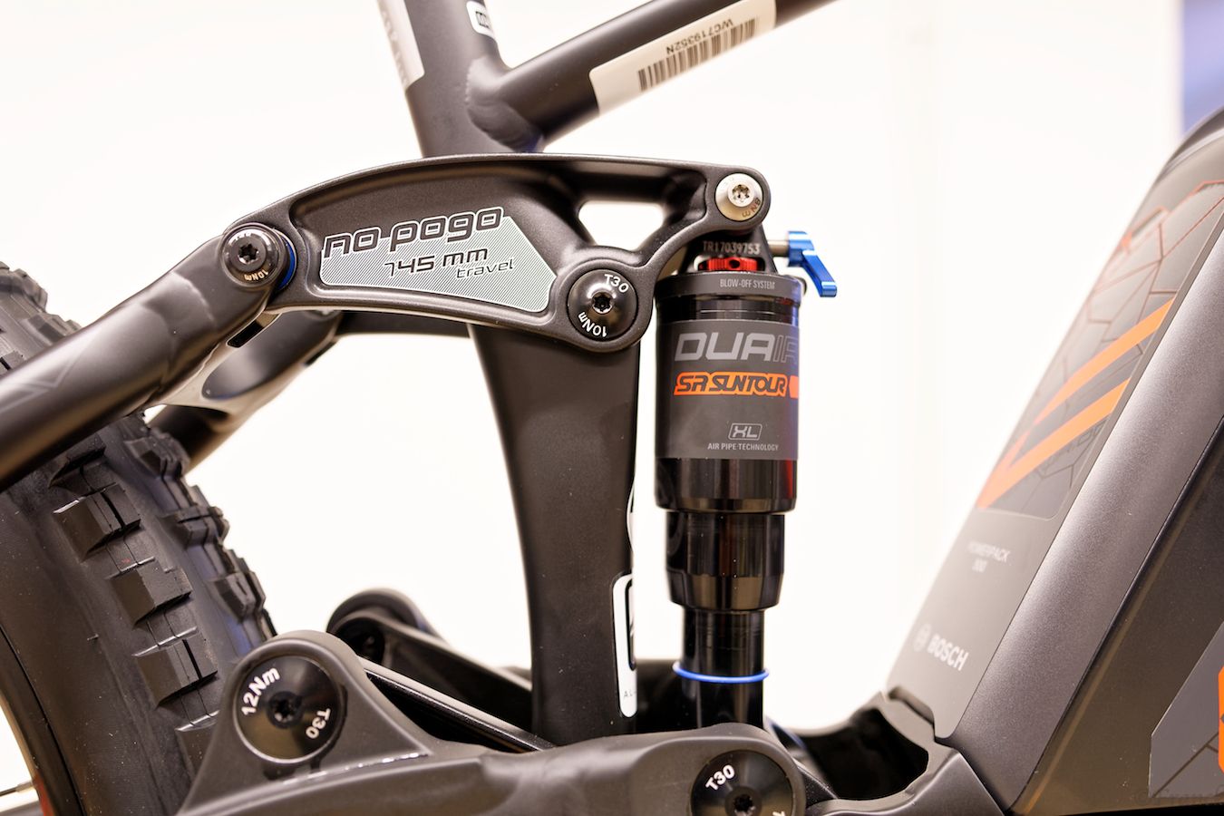 Centurion No Pogo E R850 6.jpg