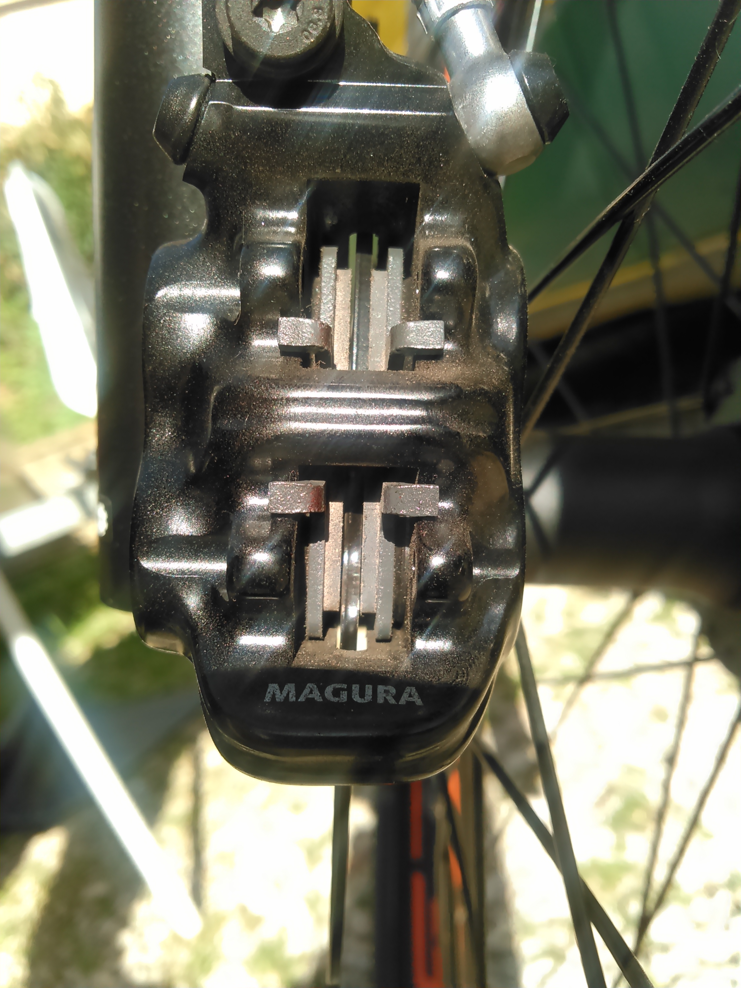 Magura MT5 Scheibenbremse „klöttert“.