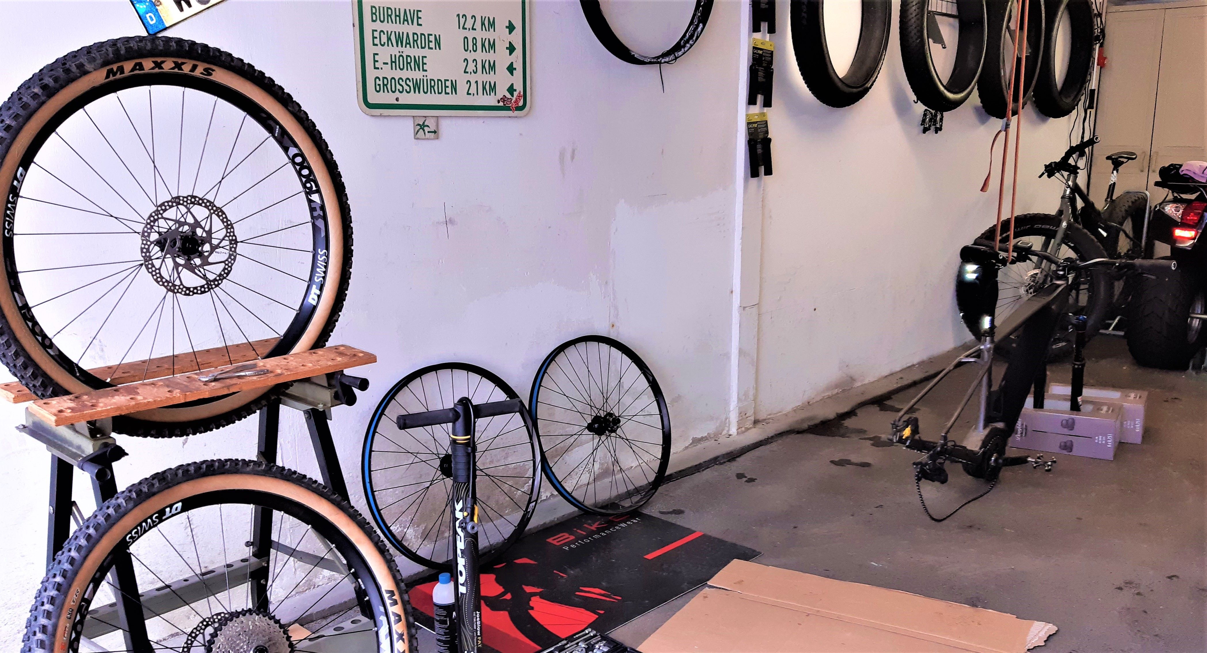 Tubeless.jpg