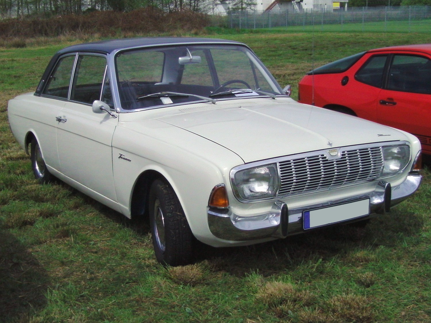Ford_Taunus_17M.jpg