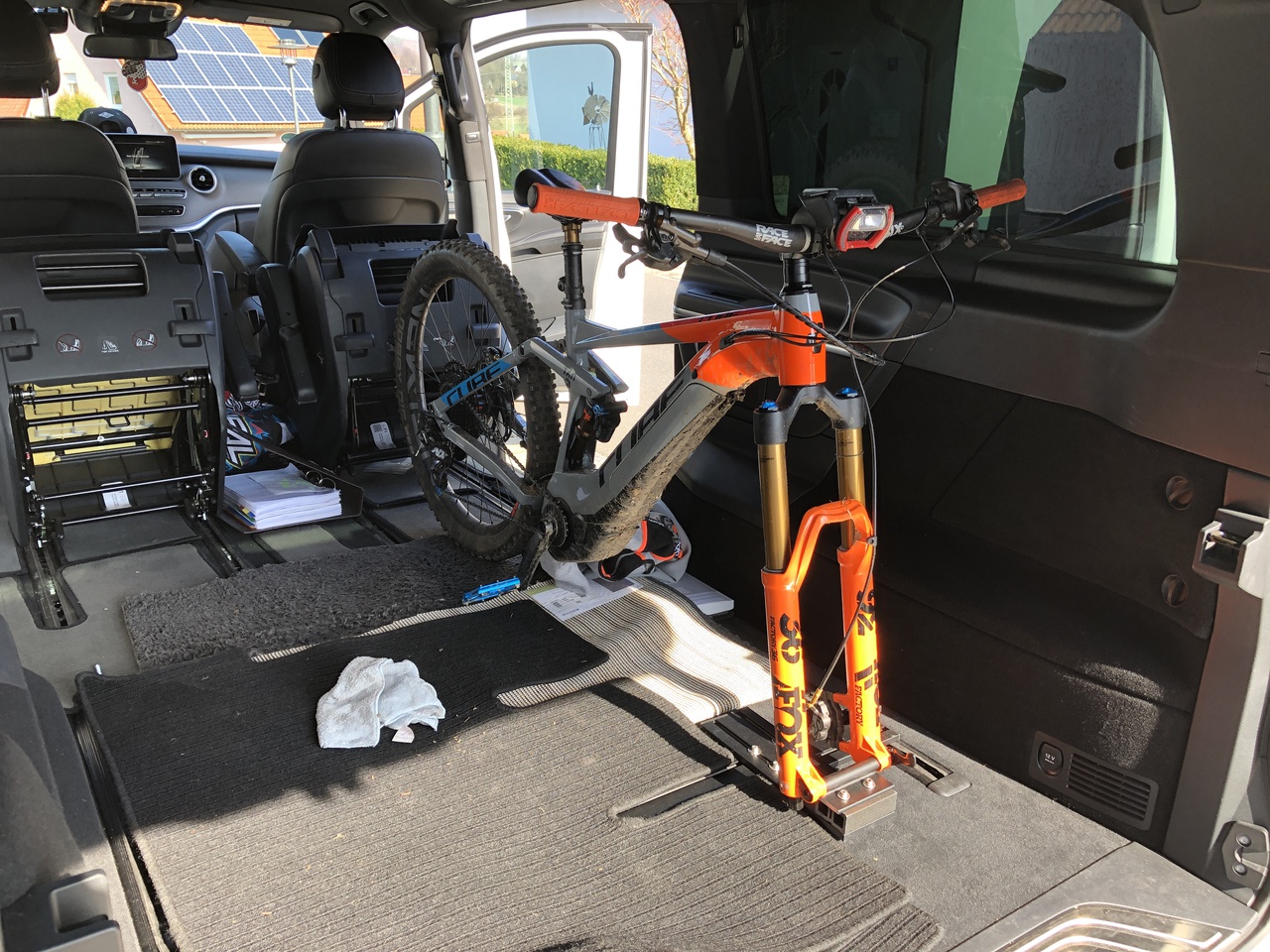 Marktübersicht Fahrradträger für E-Bikes: Heckträger für den sicheren  Transport