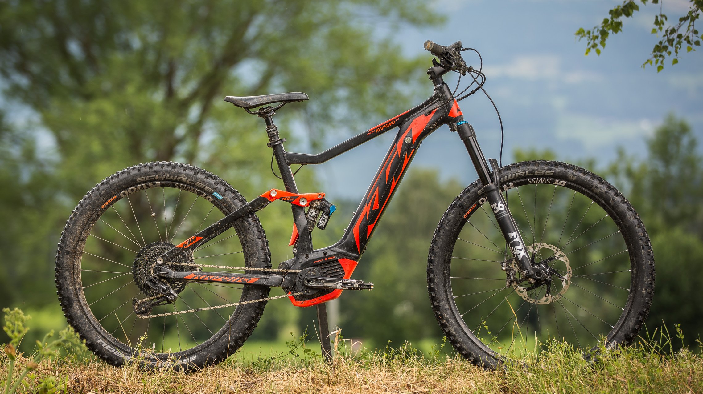 KTM E-MTB 2018: E-Bikes mit integrierten Akkus und cleaner Optik