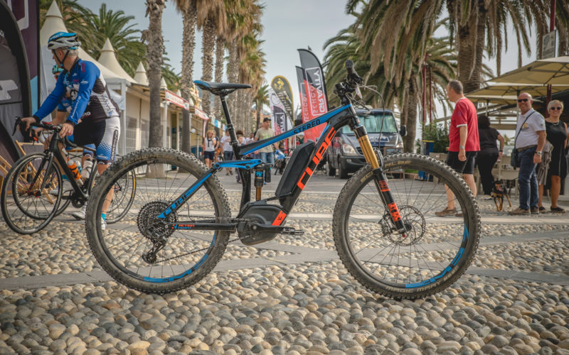 Exklusiv: Die E-Bikes der EWS-Profis