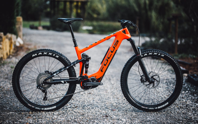 Focus JAM² C: das E-Trailbike gibt es ab 2018 auch mit Carbonrahmen