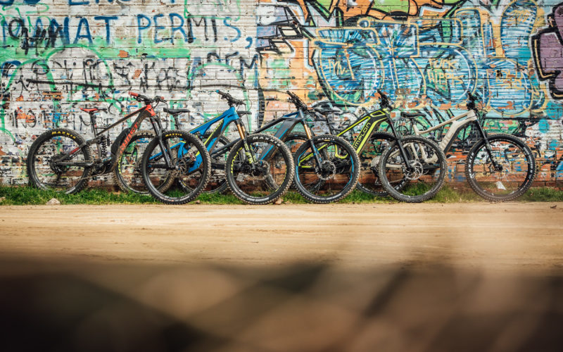 5 E-Mountainbikes im Vergleichstest: Welches ist das beste Carbon-E-Trailbike mit Shimano-Motor?
