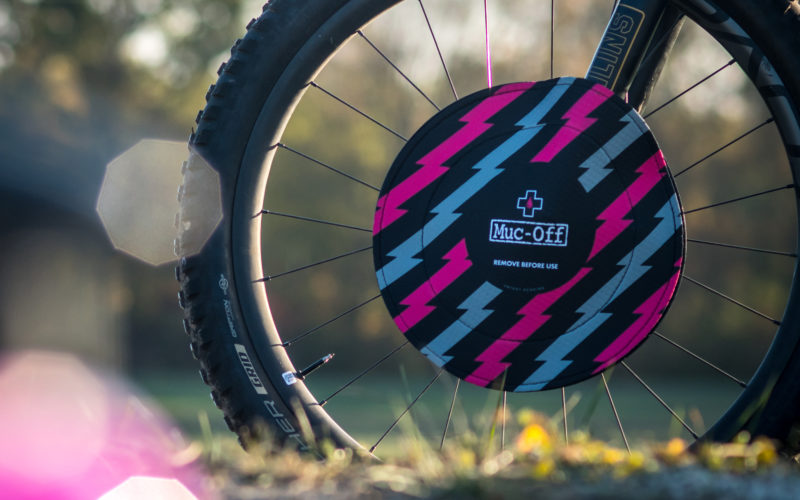 Muc-Off Bremsscheibenschutz: Fancy und farbenfroh – Disc-Cover von Muc-Off