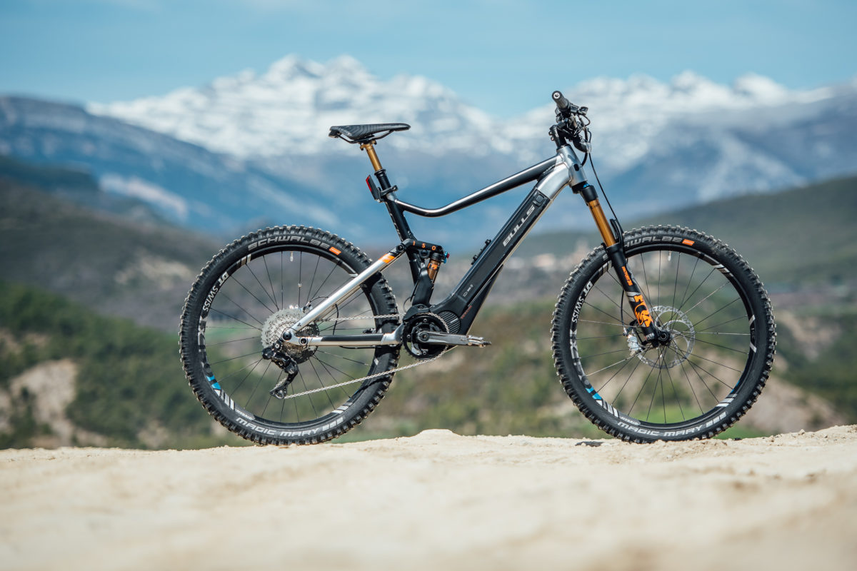 Bulls E-Core EVO AM RS Di2 im Test: Innovativer Allrounder mit viel Komfort