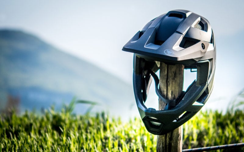 Endura MT500 Full Face Helm: Neuvorstellung – Vollschutz im Fliegengewichtsbereich
