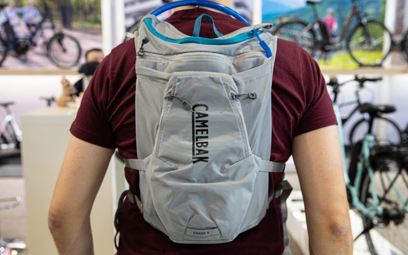 Eurobike 2019: Camelbak – Minimalistische Rucksäcke und ein Mini-Hipbag