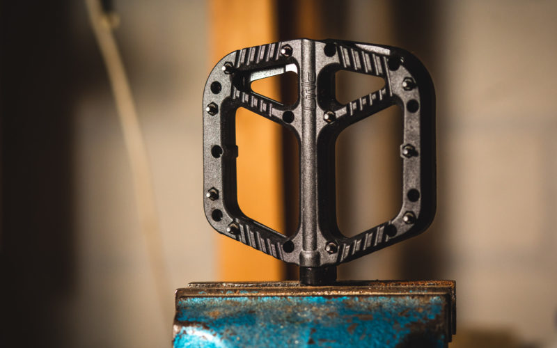 OneUp Components Comp Pedale im Test: Gut, günstig und mit scharf