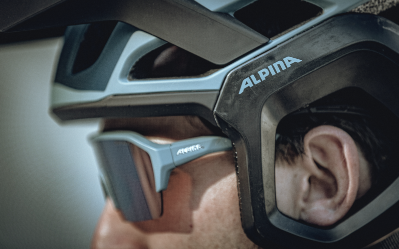 Alpina 2021: Neue Helme und Brillen der Bayern