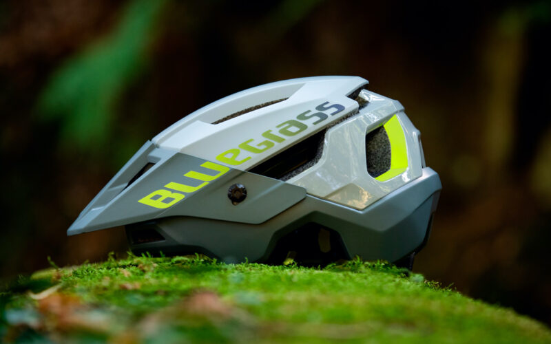 Bluegrass Rogue Core: Neuer Trail-Helm mit MIPS-C2 und weiteren Features