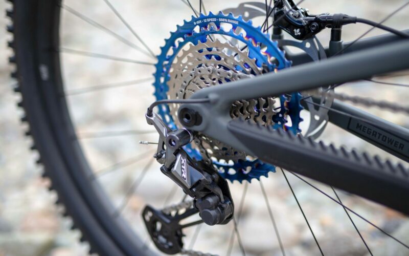 Neue e*thirteen Helix R-Kassette: 556 % Bandbreite bei lediglich 345 g
