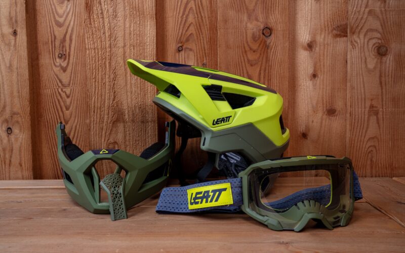 Leatt 4.0 Enduro-Helm: Sicherheit & Komfort dank abnehmbarem Kinnbügel