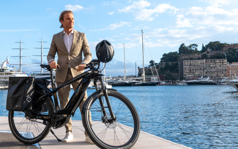 Neue Bianchi E-Omnia-Serie: Nico Rosberg wird Marken-Botschafter