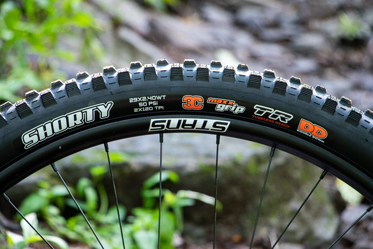 Neuer Maxxis Shorty: Midspike-Reifen rundum erneuert