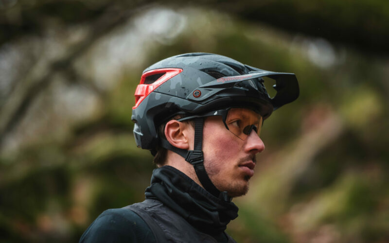 Neuer Troy Lee Designs A3-Helm: Besser, bequemer, sicherer?