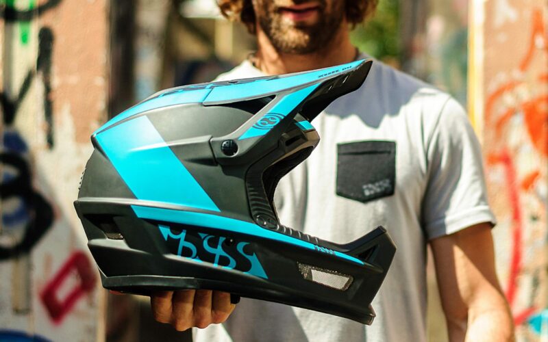 iXS Xult DH-Fullface: Überarbeiteter Helm für Downhill und Bikepark