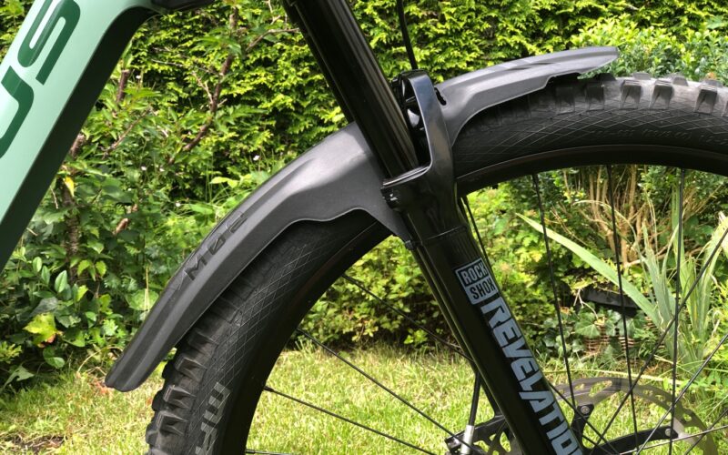 Unleazhed M02 Mudguard – Ausprobiert!: Wirksamer Schutz mit cooler Optik