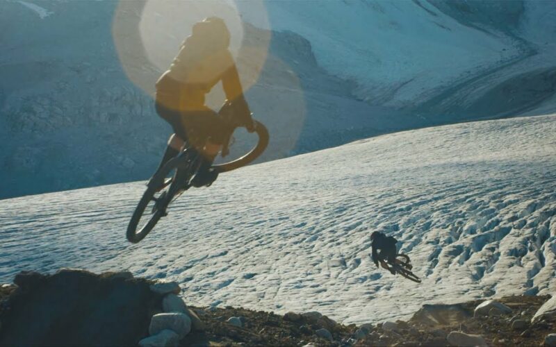 E-Bike-Video: Brett Rheeder mit dem Trek Rail auf Mission im Nirgendwo