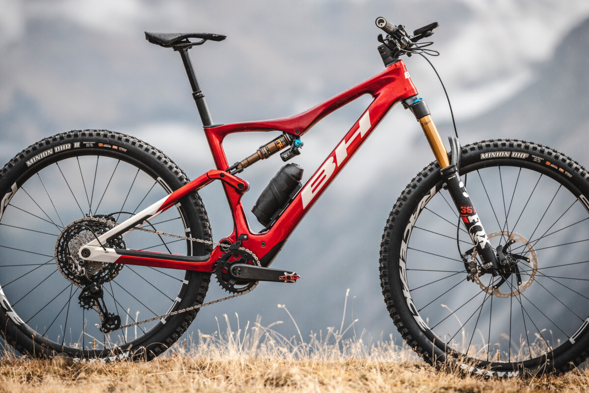 BH iLynx Trail 2022: Langhubiges Light-E-MTB aus Spanien