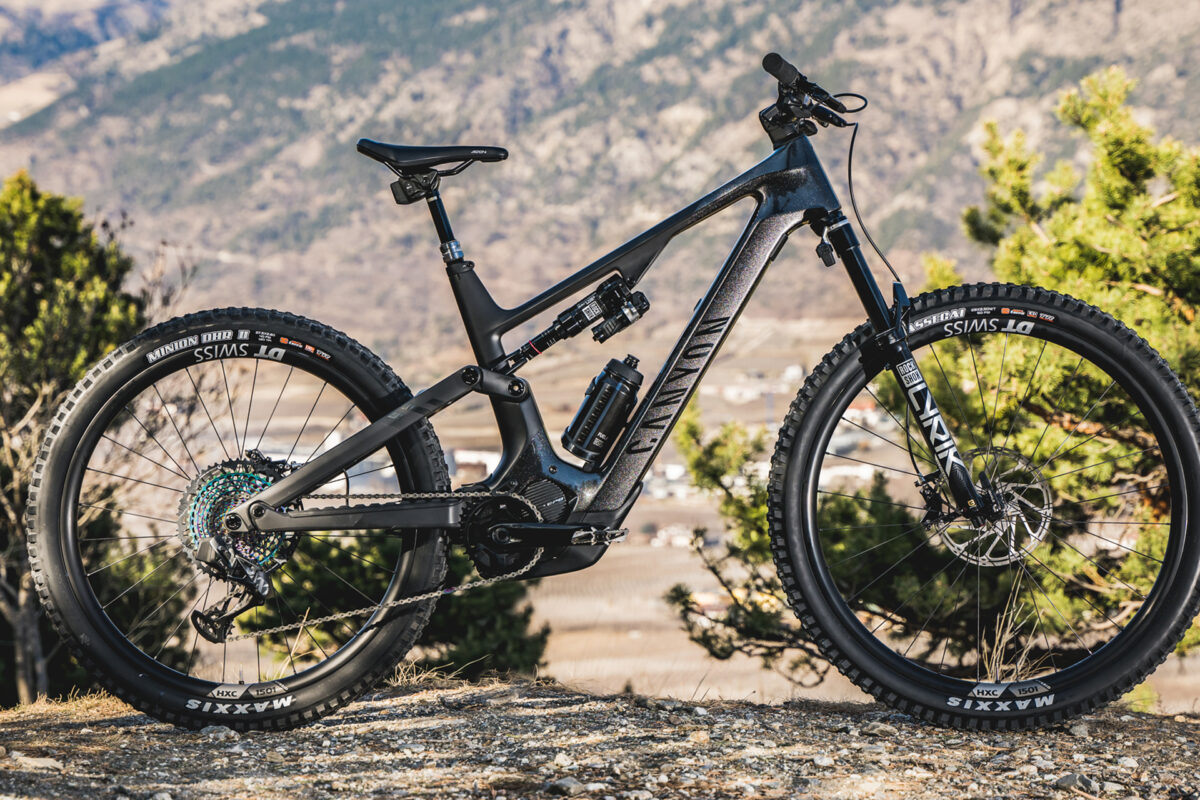 Canyon Spectral:ON CFR 2022 Test: Das beste E-MTB mit 900-Wh-Akku?