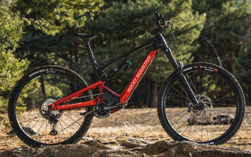 Rocky Mountain Altitude Powerplay C70 im Test: Das beste Power-E-MTB?