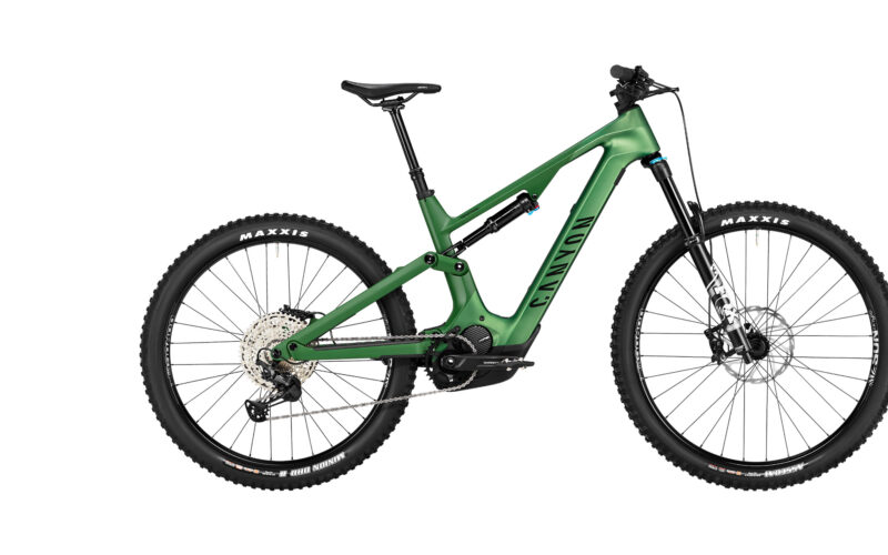 Neues Canyon Spectral:ON E-Bike: Drei neue CF-Modelle – Carbon zum Alu-Preis?