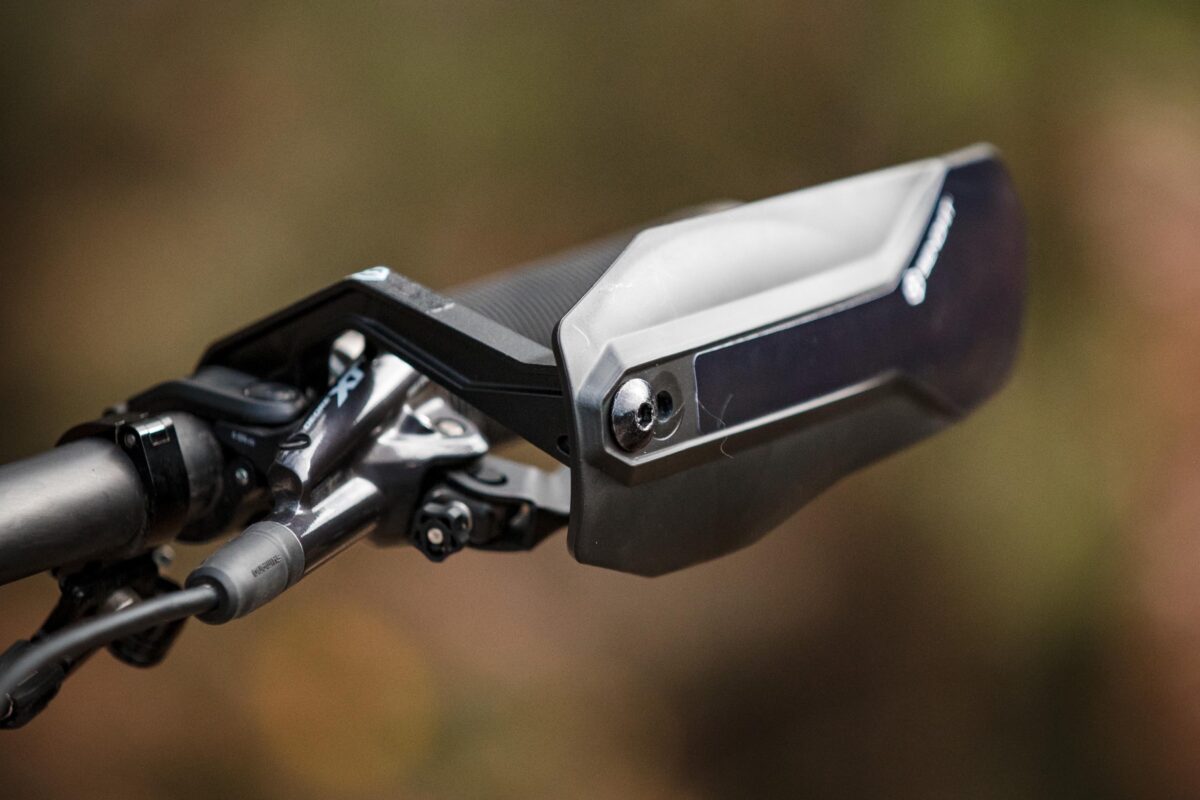 Sendhit Nock Handguards V2: Stabiler Fingerschutz für den Enduro-Einsatz