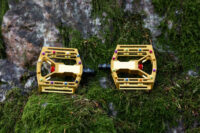 Hai Grip Flatpedale: Handwerkskunst in Kleinserie