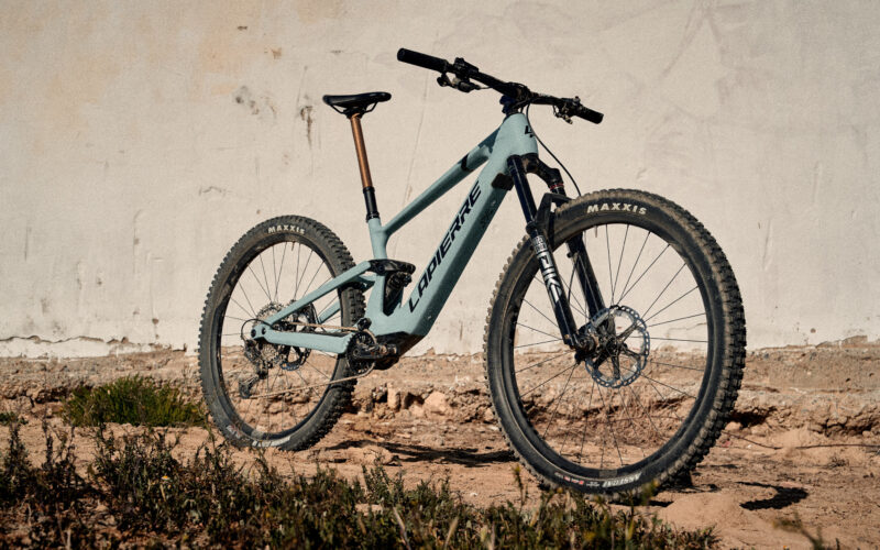 Neues Light-E-MTB Lapierre E-Zesty 2023: Leichtes Bike für leichte Rider