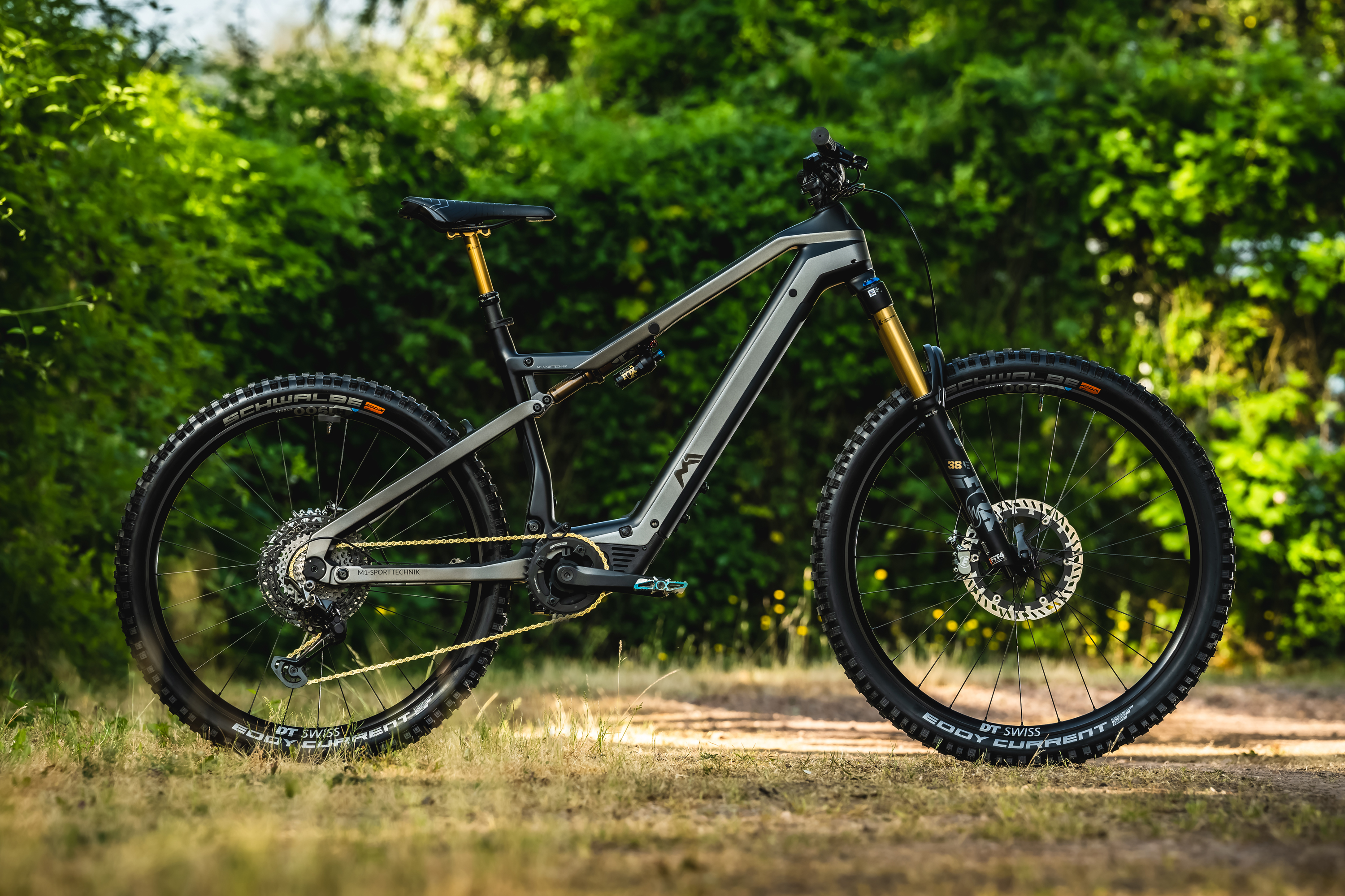Neues M1 400SX mit Bosch SX: 17,5 kg/170 mm – Light-Baller-E-MTB vom Feinsten!