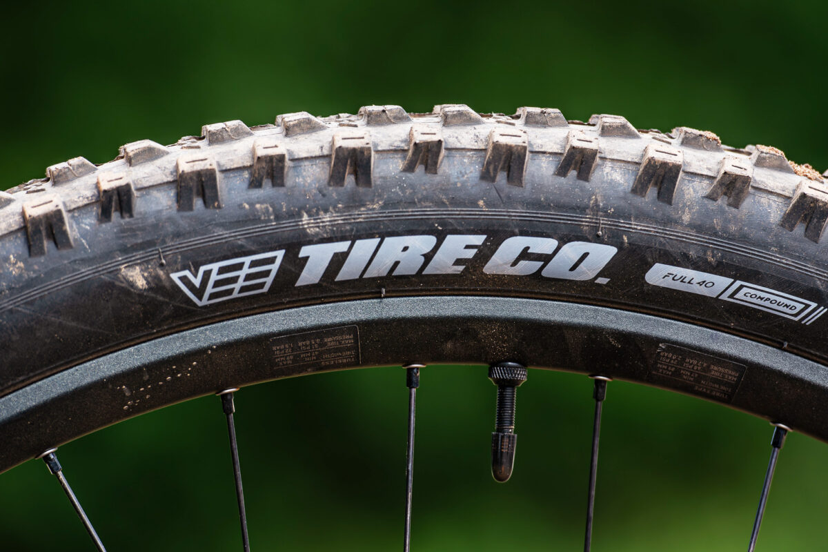 Mehr Grip für weniger Knete: Vee Tire senkt die Preise