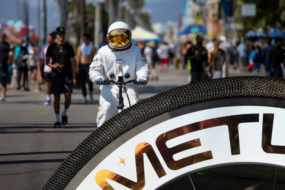 NASA Technik Fahrrad-Reifen bestellbar:  Memory-Stahl statt Luft