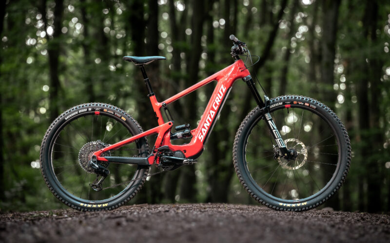 Santa Cruz Heckler CC MX E-Bike im Test: Elektrischer Wirbelwind auf allen Trails