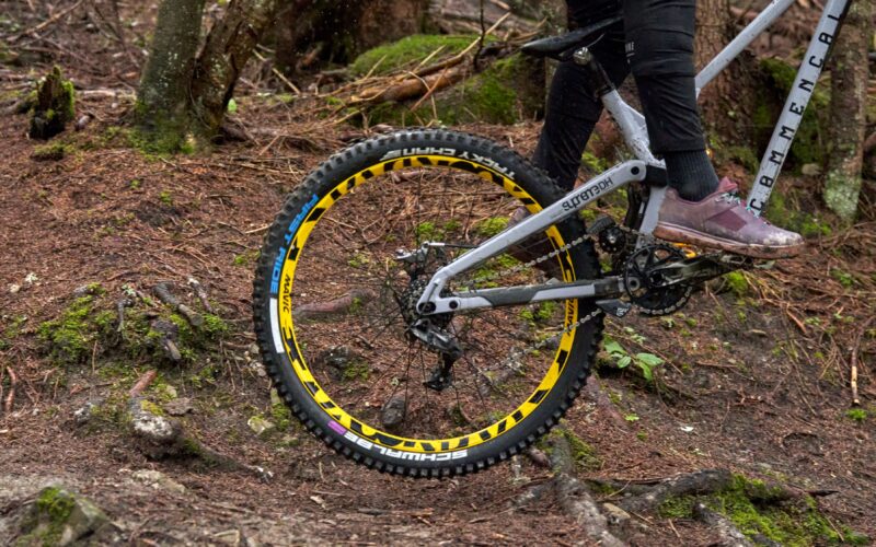 Mavic Deemax DH 2024: Die gelben Deemax-Laufräder sind zurück