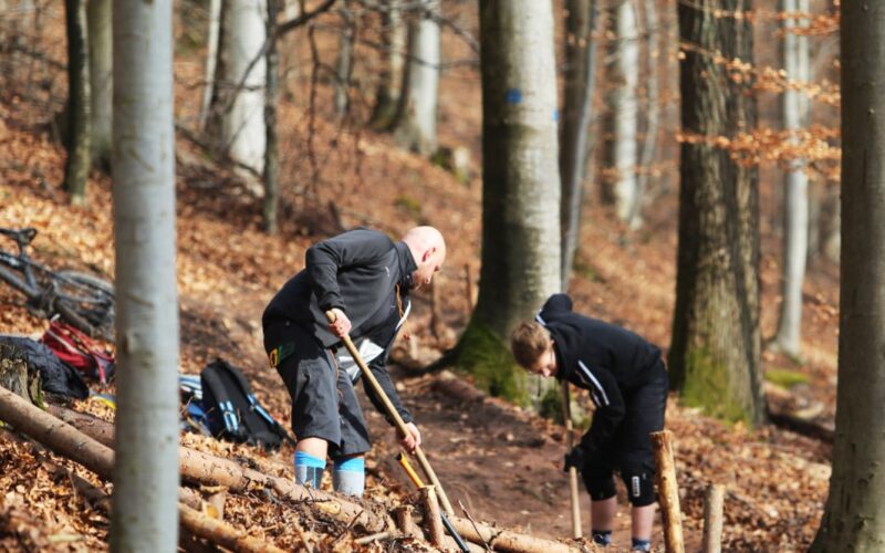 PayDirt fördert neue Projekte: 20.000 $ für Trailsurfers Baden-Württemberg