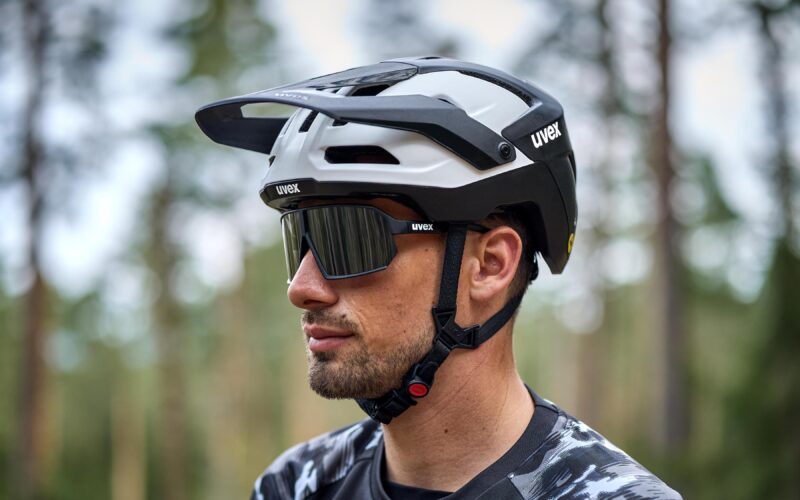 Neuer Uvex Renegade Mips MTB-Helm: Halbschale für E-Enduristi