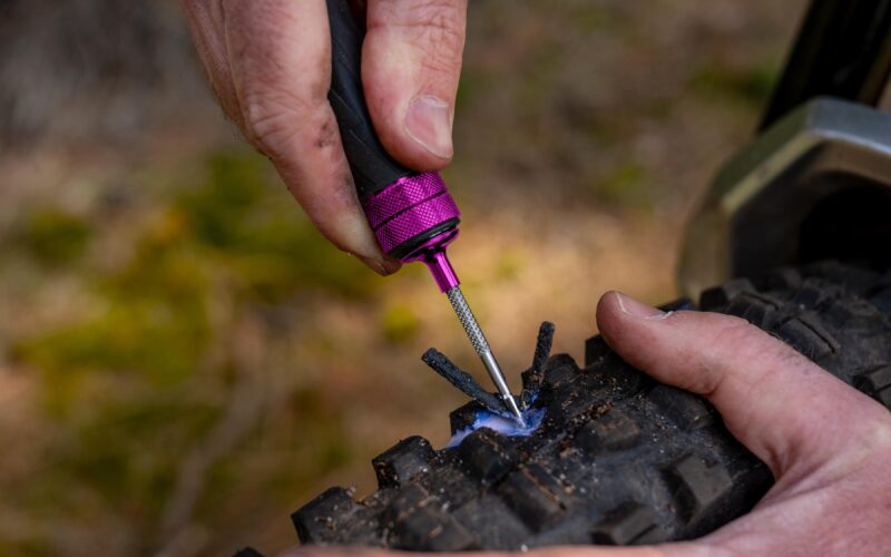 Muc-Off Präzision Tubeless Reparaturkapsel: Schnell und einfach Tubeless flicken