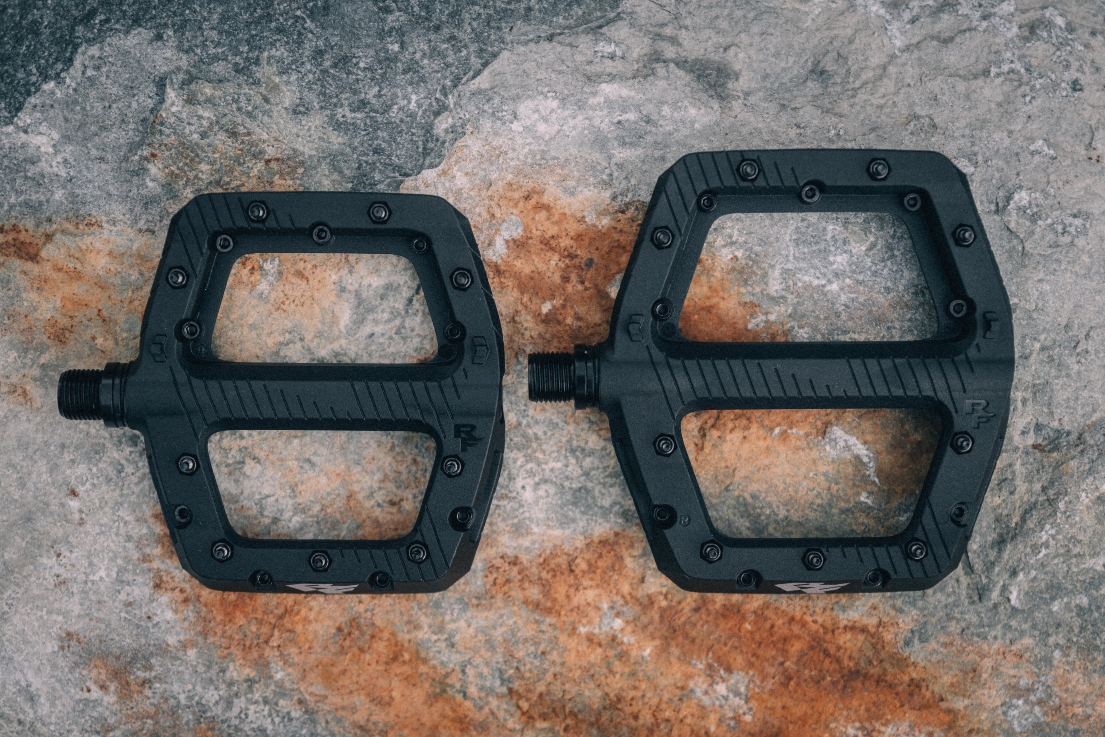 Neues Race Face Chester: Neuauflage des Kunststoff-Flatpedals