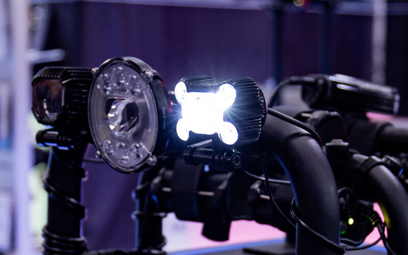 Eurobike 2024: Lezyne Tera HB Leuchte und Presta Pro, ODI D30-Griffe